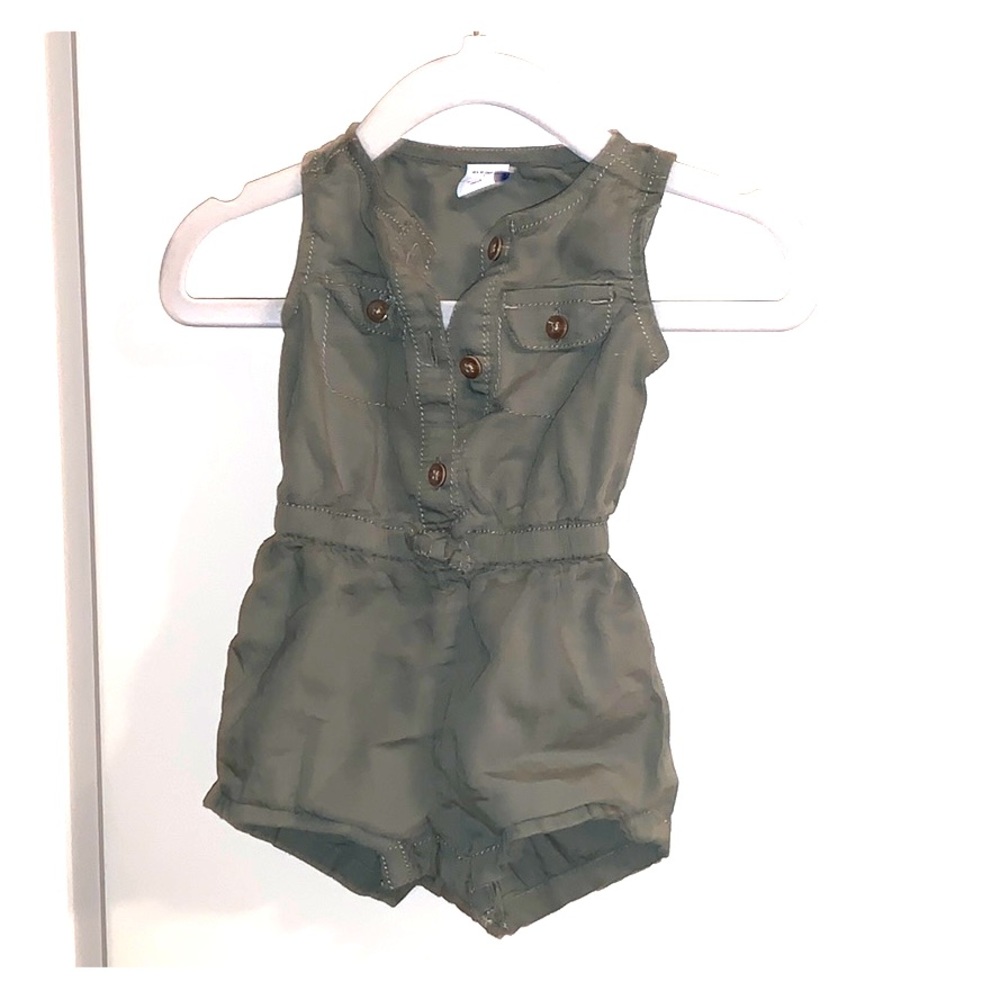 Infant clothes